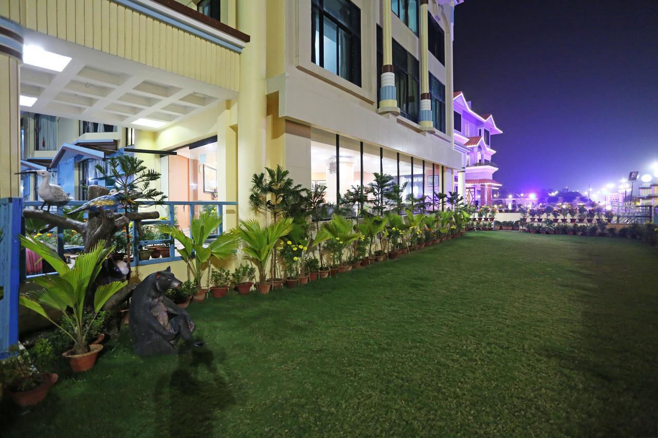 Hotel Niladri Purî Extérieur photo