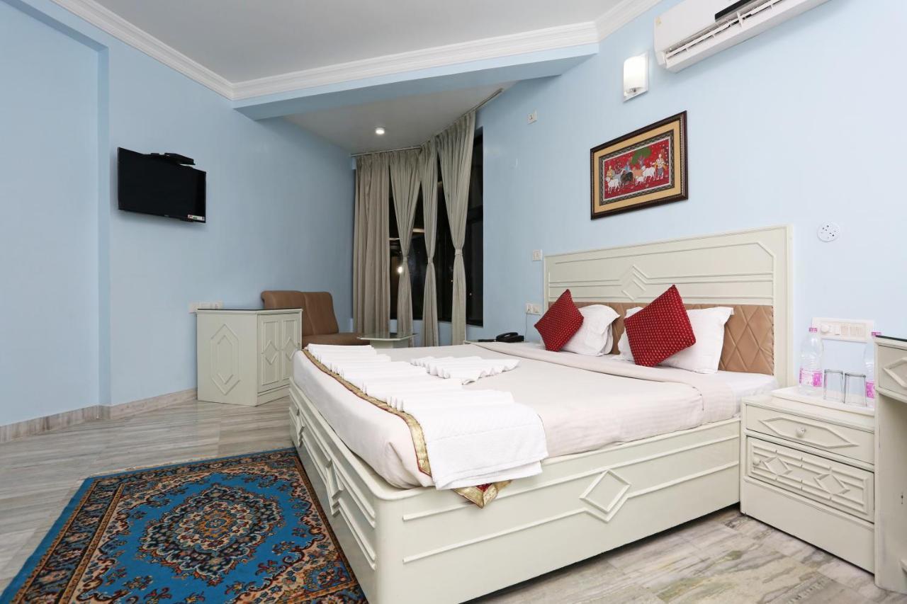 Hotel Niladri Purî Extérieur photo