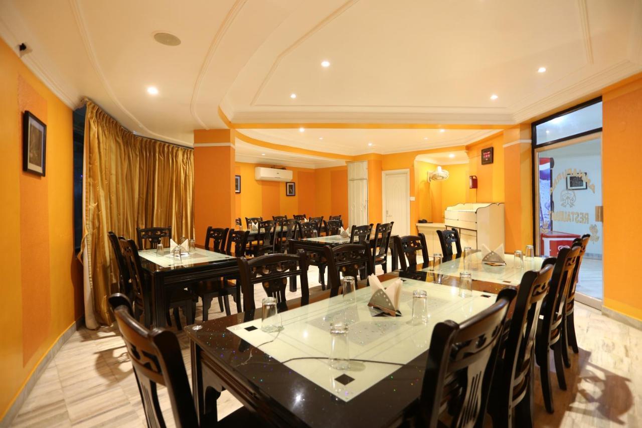 Hotel Niladri Purî Extérieur photo